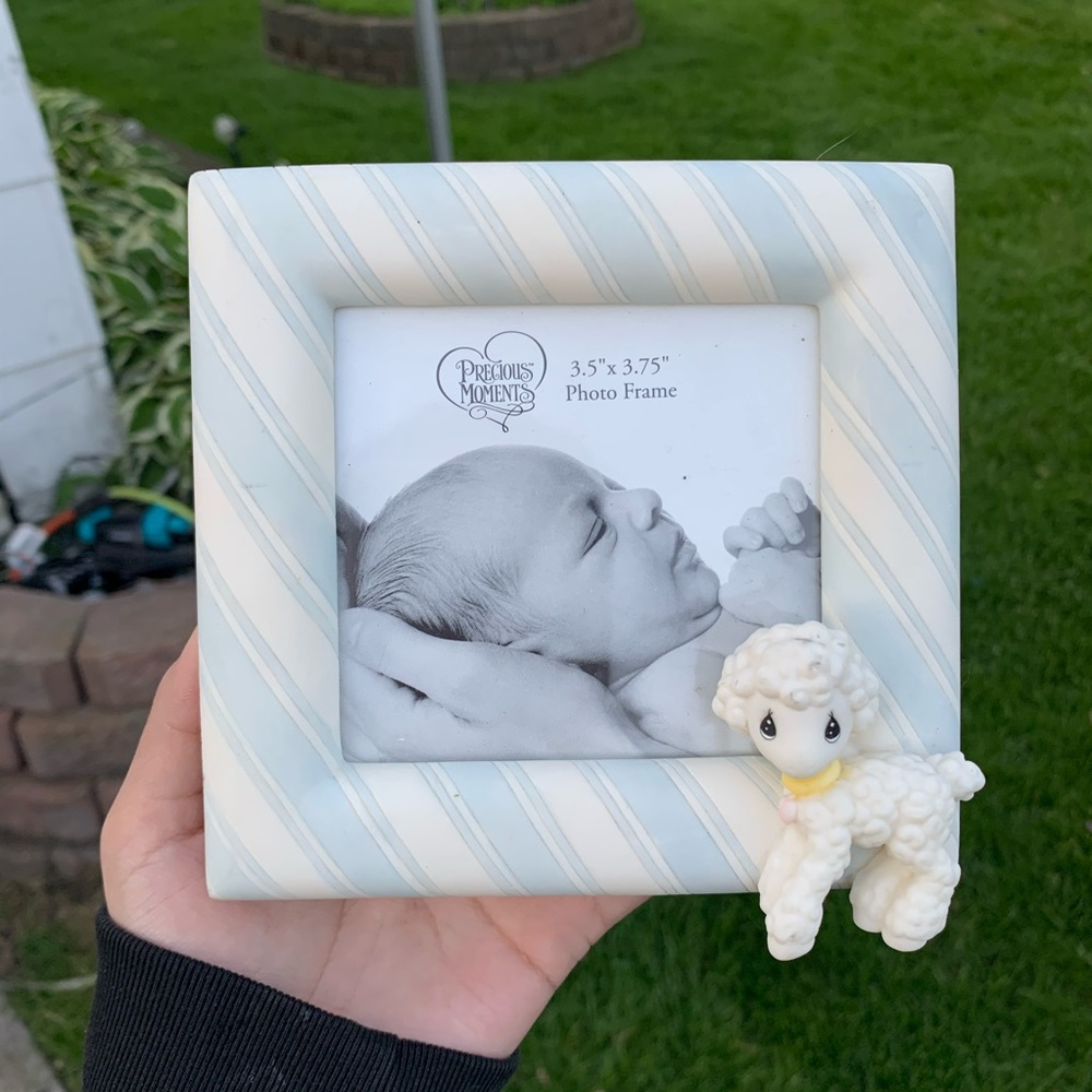 Precious moments picture frame for baby